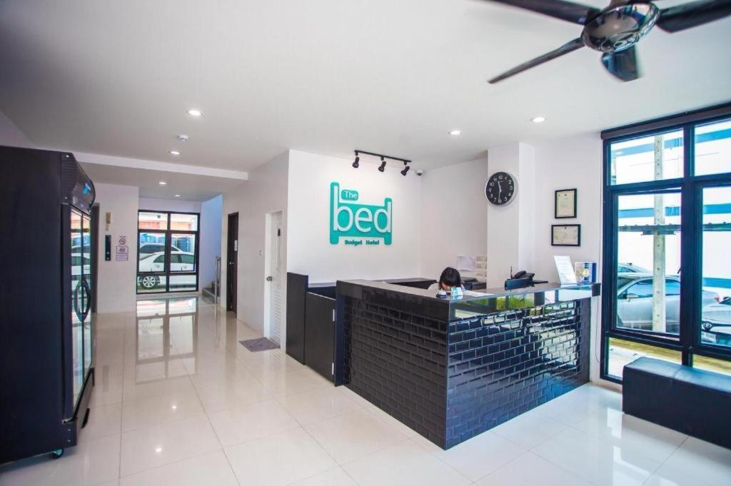 The Bed Hotel Phitsanulok Esterno foto