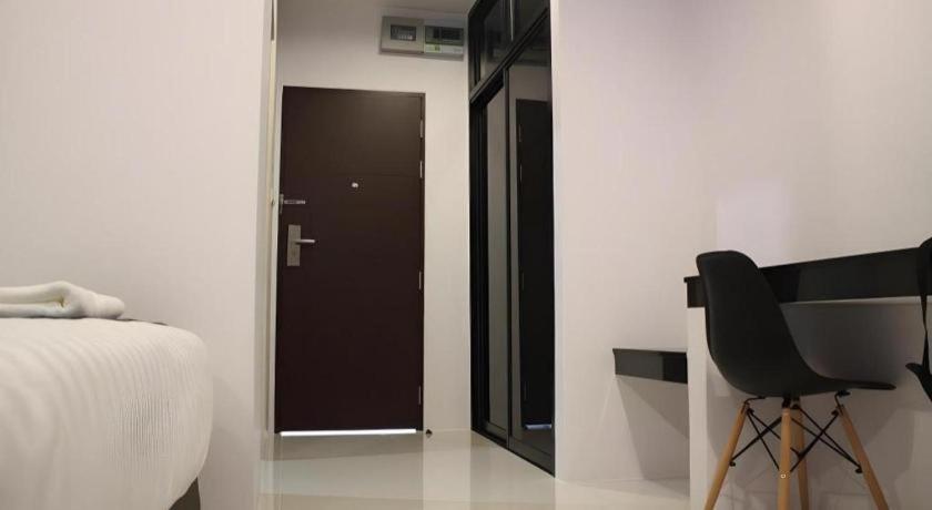 The Bed Hotel Phitsanulok Esterno foto
