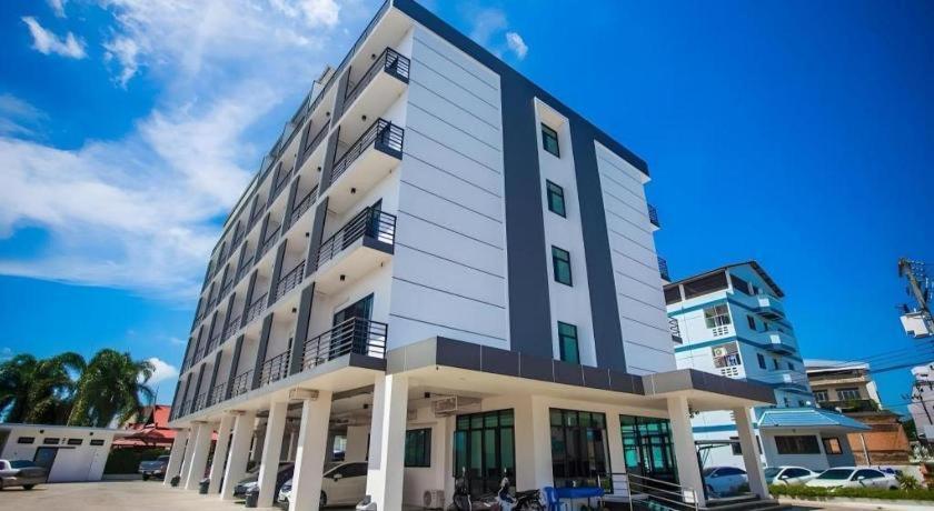 The Bed Hotel Phitsanulok Esterno foto