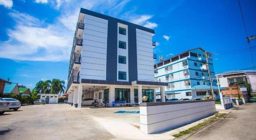 The Bed Hotel Phitsanulok Esterno foto