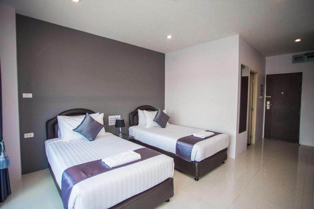 The Bed Hotel Phitsanulok Esterno foto
