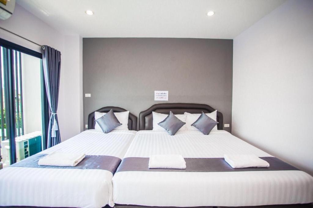 The Bed Hotel Phitsanulok Esterno foto
